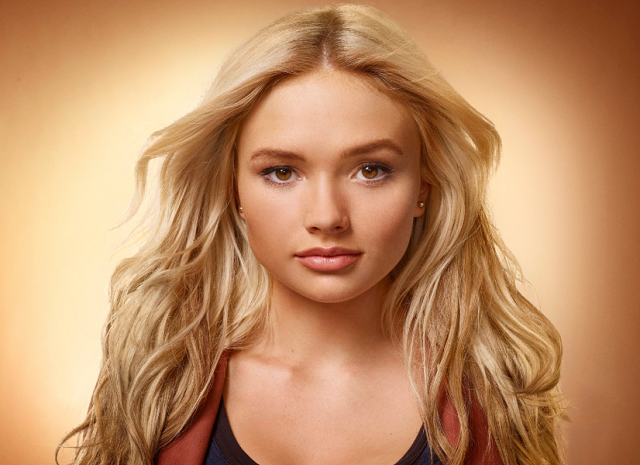 Natalie Alyn Lind