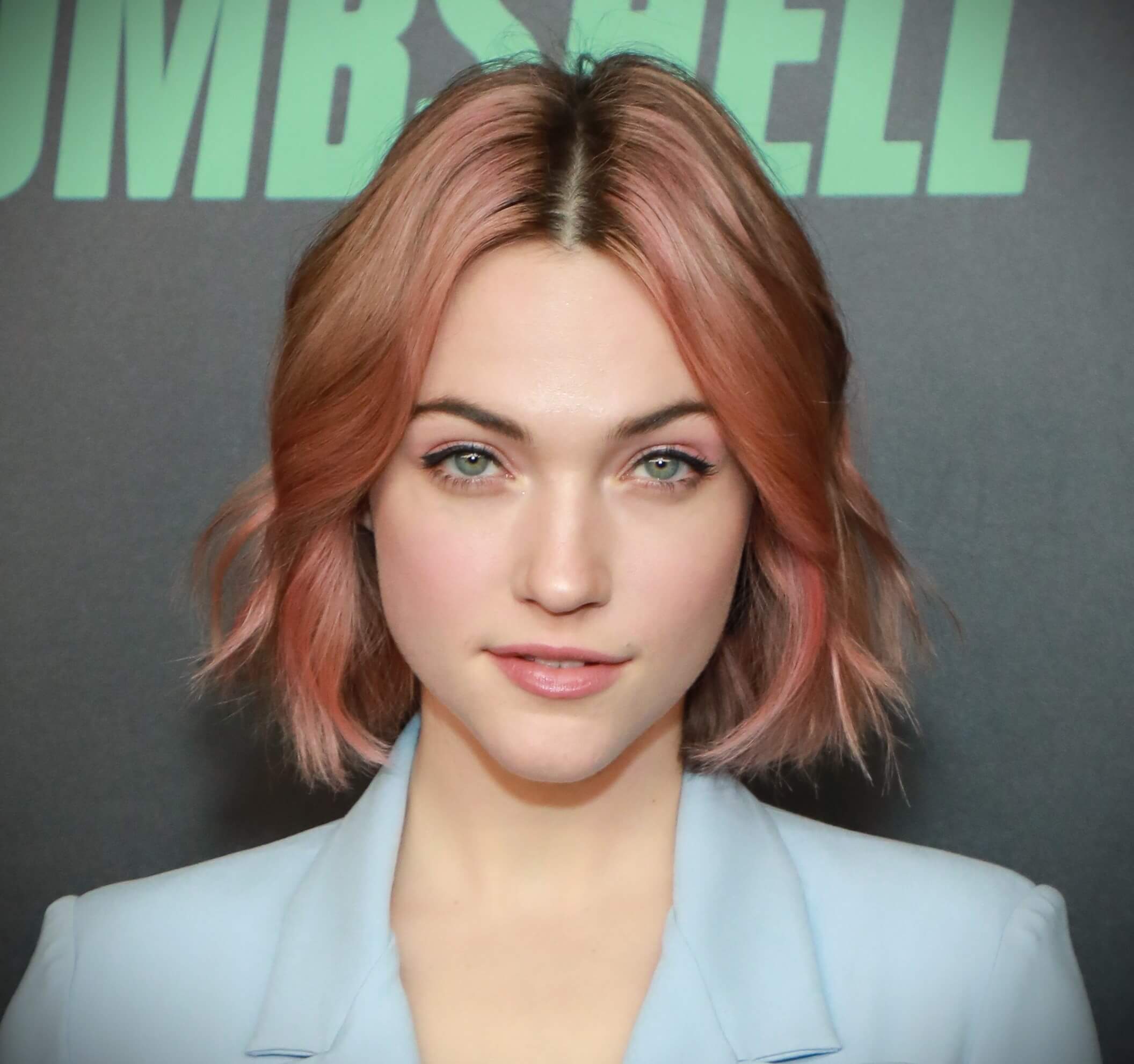 Violett Beane